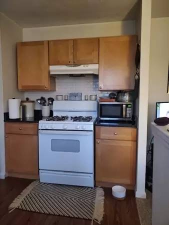 Main picture of 33 Rockland St
