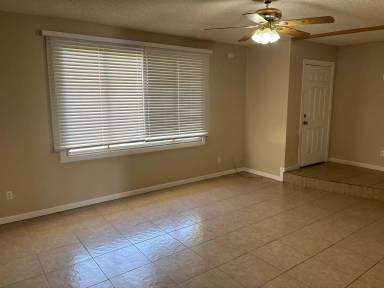 Main picture of 5220 N 68th Ave