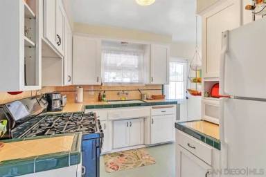 Main picture of 6465 Julie St