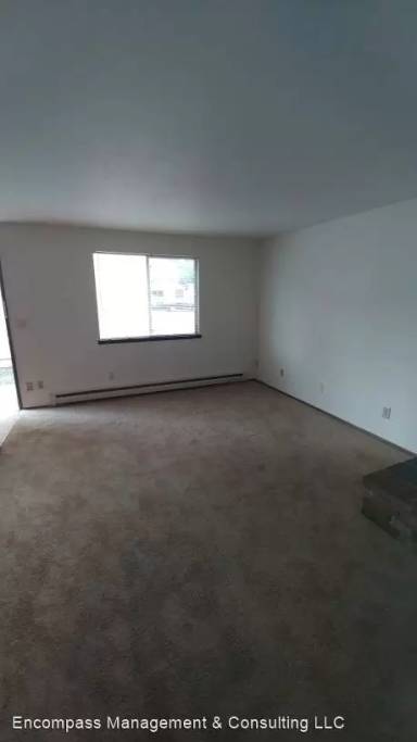 Main picture of 3111 D St NE