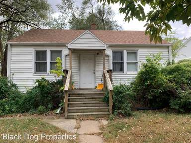 Main picture of 1711 Rockhill Rd