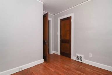 Main picture of 2516 Marvin Ave
