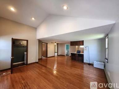 Main picture of 3 Virginia St