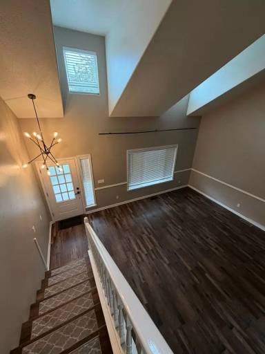 Main picture of 5207 Villa Dr