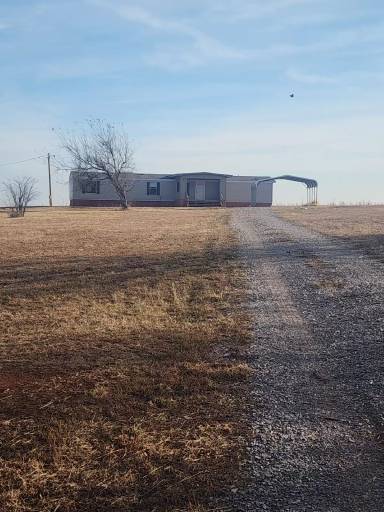 Main picture of 800 Avery Dr