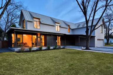 Main picture of 7301 Hardy Dr