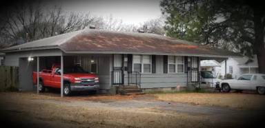 Main picture of 4702 Lynch Dr