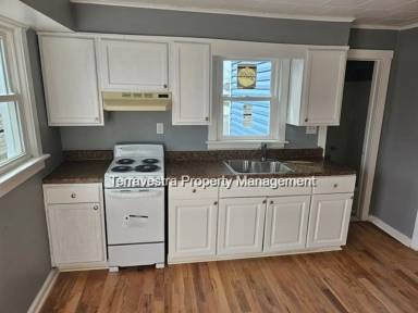 Main picture of 240 Billings Ave