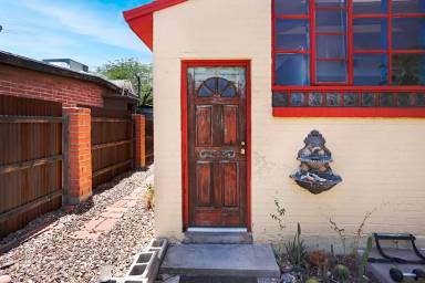 Main picture of 2920 E Mabel St
