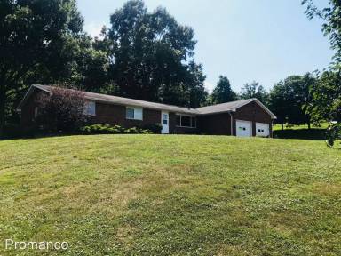 Main picture of 404 Vaught Rd