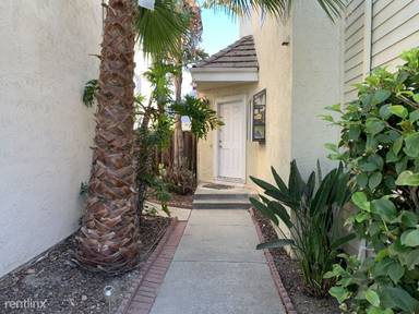 Main picture of 525 Glenmoor Cir
