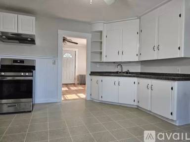 Main picture of 144 Liberty St