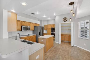 Main picture of 11304 Balm Riverview Rd