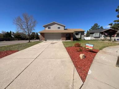 Main picture of 2635 Kenton Green Ct