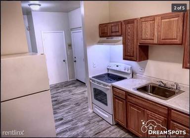 Main picture of 366 E 53rd St