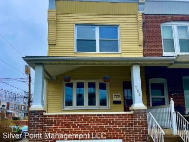 Main picture of 720 W 11th St