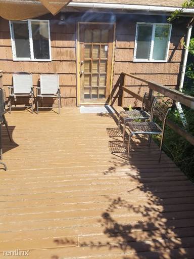Main picture of 13708 3rd Ave NW