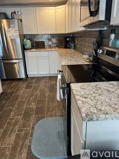 Main picture of 2214 W La Rua St