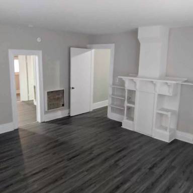 Main picture of 913 N Maple St