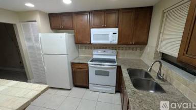 Main picture of 3017 Riverside Dr