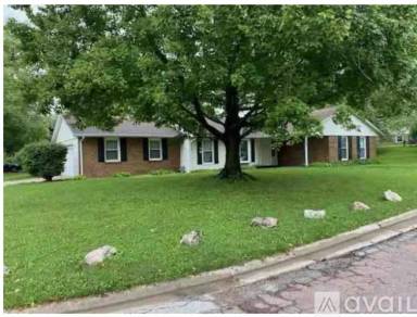 Main picture of 724 Vicksburg Dr