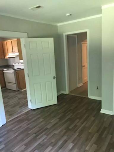 Main picture of 612 N Miller Ave
