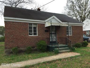 Main picture of 2076 Brookline Rd