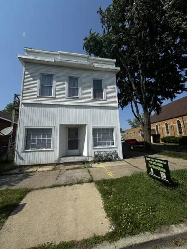 Main picture of 1002 Prouty Ave