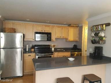 Main picture of 30 N Emerson St