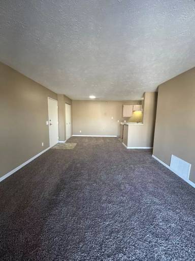 Main picture of 720 N 18th Ave