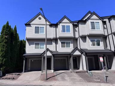 Main picture of 7839 NE Kian Ln