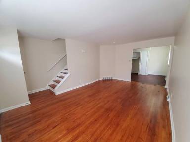 Main picture of 2071 Grasmere Ave