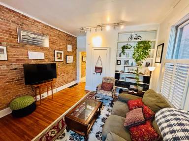 Main picture of 636 City Park Ave