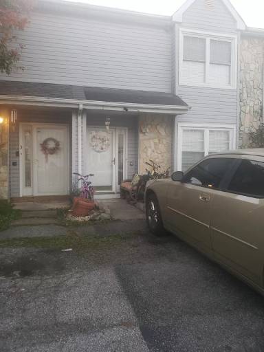 Main picture of 5 Lafayette Pl