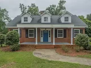 Main picture of 152 Wildwood Dr