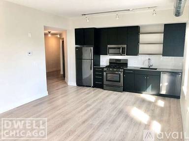 Main picture of 937 W Belmont Ave