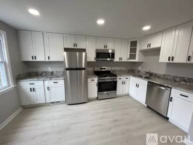 Main picture of 1324 Powell Rd