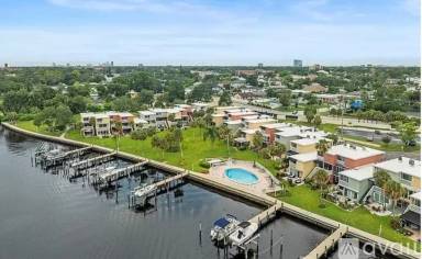 Main picture of Marina Club