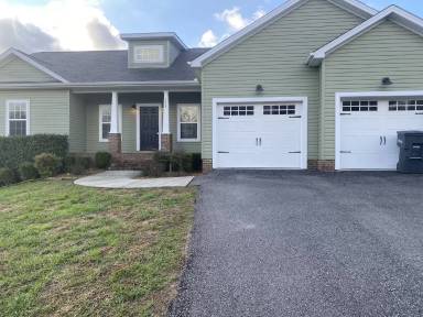 Main picture of 2648 Park West Dr
