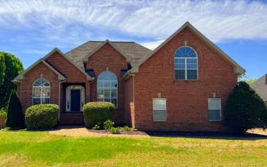 Main picture of 806 Muscogee Way