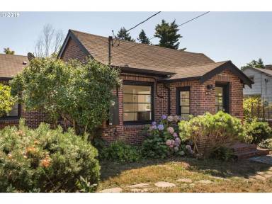 Main picture of 6532 SE 67th Ave