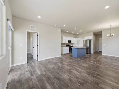 Main picture of 3125 Thorn Cir