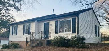 Main picture of 416 Stirrup Ct