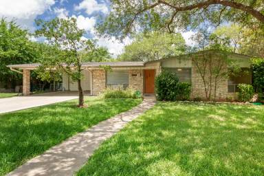 Main picture of 2604 Rock Terrace Dr