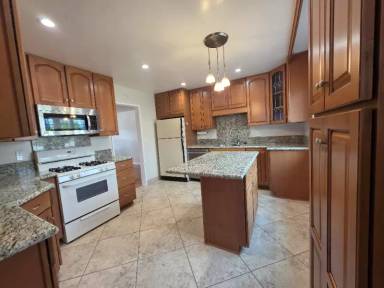 Main picture of 470 Mercury Ln