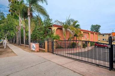 Main picture of 3215 44th St