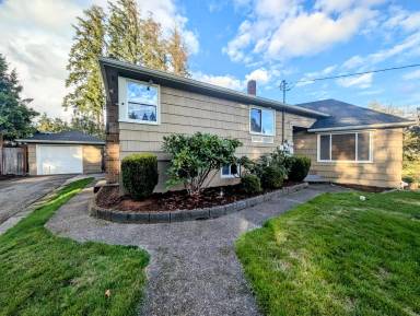 Main picture of 6438 Tracyton Blvd NW