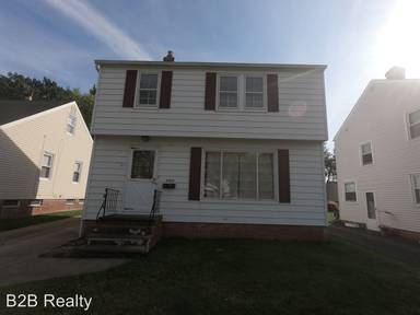 Main picture of 9412 S Highland Ave