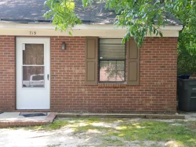 Main picture of 719 Carolina Ave