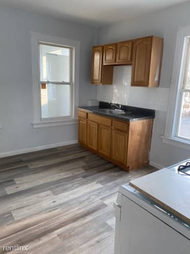 Main picture of 184 Fairmount Ave